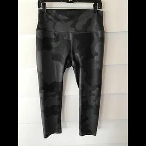 Alo Workout yoga pant leggings camo Large #440